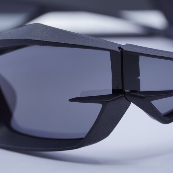 Givenchy GV40049I 02A Geometric Sunglasses - Matte Black/Smoke - Picture 8 of 9